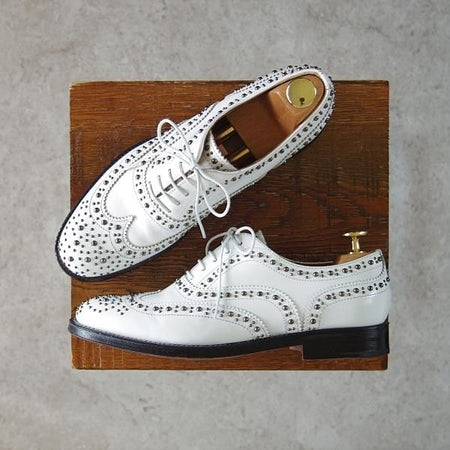 美品★チャーチ(レディース) SIZE 36【同系モデル定価￥140,800-★BURWOOD MET 2/スタッズ】バーウッド/フルブローグ/白/Church's★g749