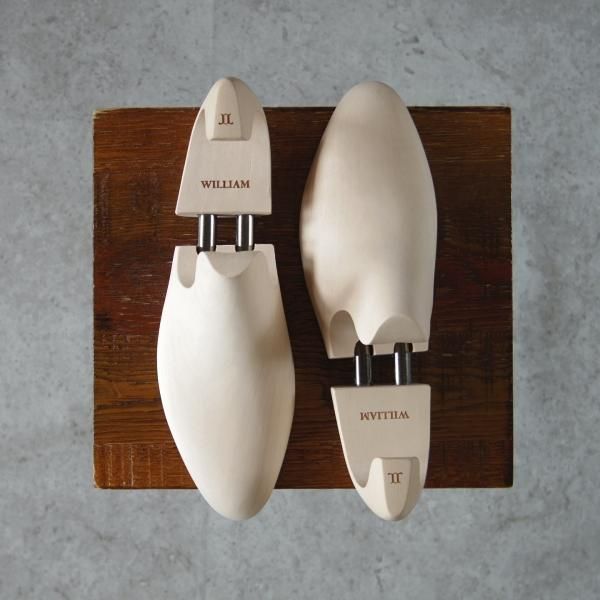 美品★ジョンロブ 6EE【定価￥22,000-★純正シューツリー/WILLIAM】木製シューキーパー/メンズ/JOHN LOBB★h006