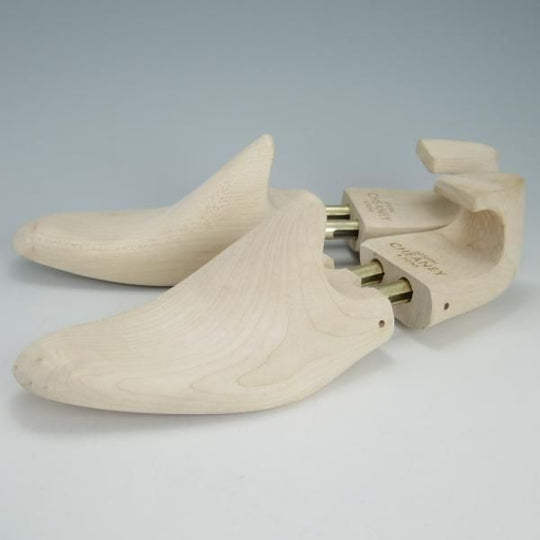 極上★チーニー 6.5F【定価￥16,500-★純正シューツリー/125ラスト】木製シューキーパー/メンズ/CHEANEY★h077