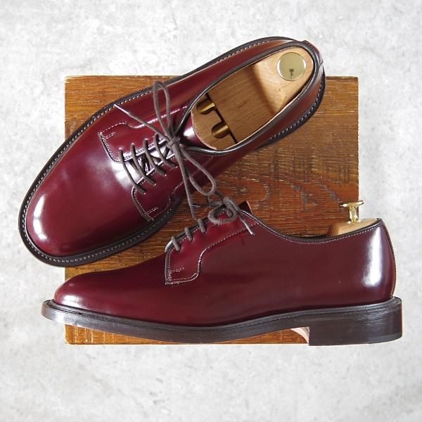トリッカーズ　革靴 未使用☆トリッカーズ SIZE 8.5【モデル定価￥84,700-☆ブック