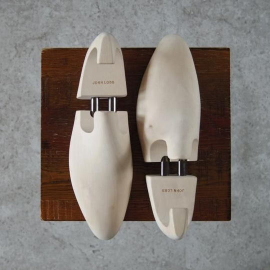 極上★ジョンロブ 7E【定価￥22,000-★純正シューツリー/STANDARD】木製シューキーパー/メンズ/JOHN LOBB★h382