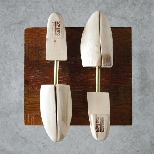 極上★ブリティッシュメイド Sサイズ/UK7.5〜UK8.5程度【定価￥6,600-★メンズ/木製シューツリー】シューキーパー/BRITISH MADE★h353