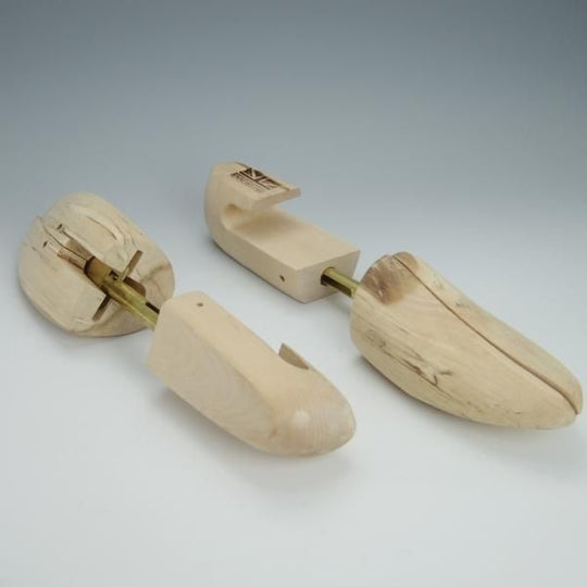極上★ブリティッシュメイド Sサイズ/UK7.5〜UK8.5程度【定価￥6,600-★メンズ/木製シューツリー】シューキーパー/BRITISH MADE★h353