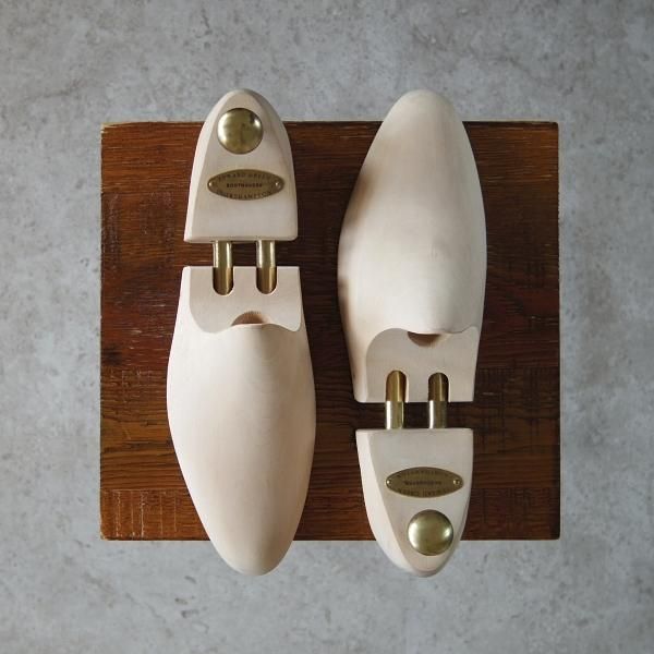 極上★エドワードグリーン UK7【定価￥20,900-★純正シューツリー】木製シューキーパー/メンズ/EDWARD GREEN★h425