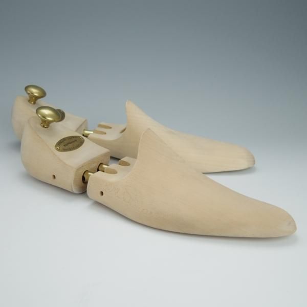 極上★エドワードグリーン UK7【定価￥20,900-★純正シューツリー】木製シューキーパー/メンズ/EDWARD GREEN★h425