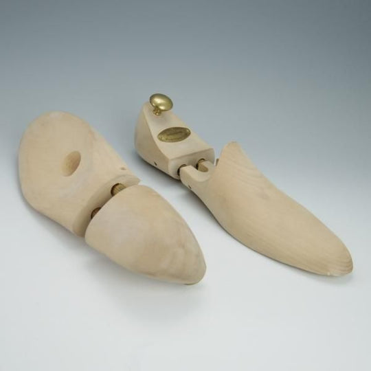 極上★エドワードグリーン UK7【定価￥20,900-★純正シューツリー】木製シューキーパー/メンズ/EDWARD GREEN★h425