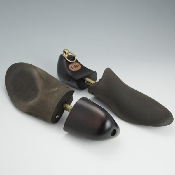 極上★トリッカーズ SIZE 6【定価￥18,700-★純正シューツリー】木製シューキーパー/メンズ/Tricker's★h630
