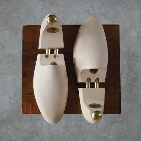 極上★クロケット&ジョーンズ SIZE 9【定価￥15,400-★純正シューツリー】木製シューキーパー/メンズ/Crockett&Jones★h703