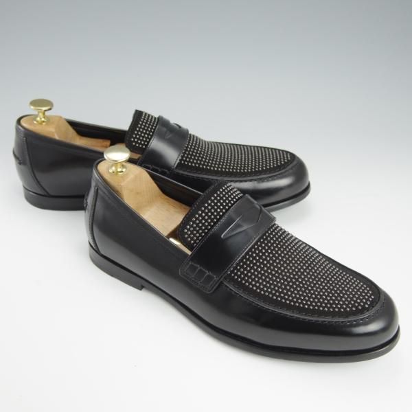 極美品★(英)JIMMY CHOO/ジミーチュウ SIZE 41【定価1,395ドル(15万円程度)★スタッズ/コインローファー】コンビ/黒/メンズ★h725