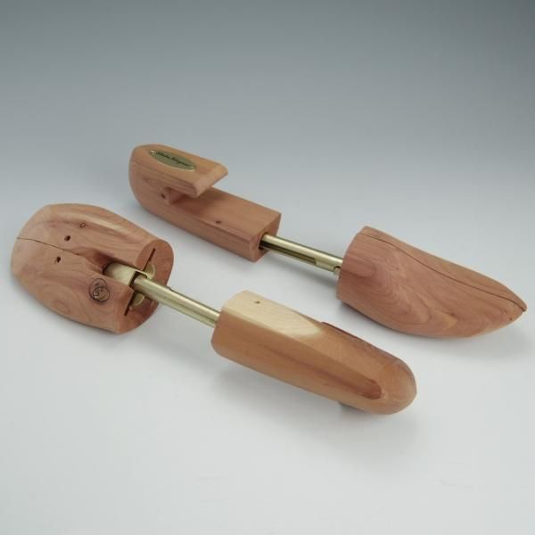 FERRAGAMO メンズシューズ＆木製シューズキーパー FERRAGAMO メンズシューズ＆木製シューズキーパー