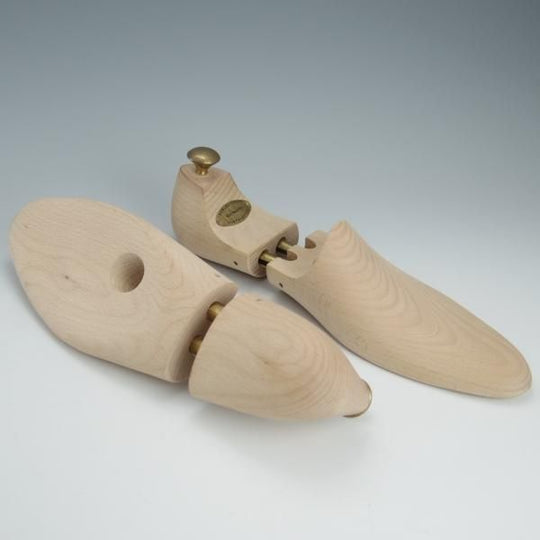 極上★エドワードグリーン 9.5E【定価￥20,900-★純正シューツリー/32ラスト】木製シューキーパー/メンズ/EDWARD GREEN★h824