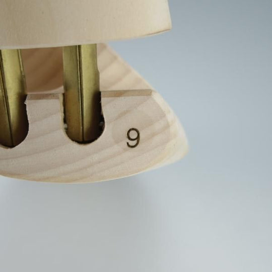 極上★クロケット&ジョーンズ SIZE 9【定価￥15,400-★純正シューツリー】木製シューキーパー/メンズ/Crockett&Jones★h893