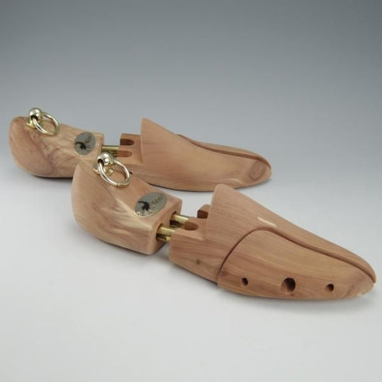 極上★スレイプニル/トラディショナル SIZE 38【定価￥6,600-★木製シューツリー/シダーウッド】シューキーパー/メンズ/Sleipnir★i105