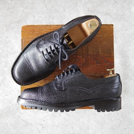 極美品★チーニー 6F【定価￥81,400-★ヴェルトショーン製法/CAIRNGORM 2C/ケンゴン】ストレートチップ/グレインレザー/黒/CHEANEY★i144