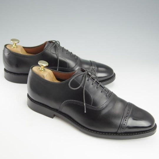 美品★(米)アレンエドモンズ 8E【現行定価7.5万円程度★パンチドキャップトゥ/Fifth Avenue】カーフ/黒/メンズ/ALLEN EDMONDS★i239