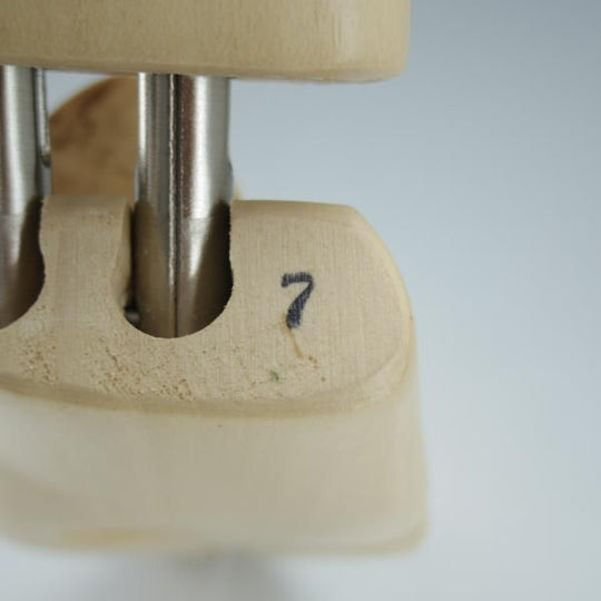 美品★J.M.ウェストン SIZE 7【定価￥16,500-★純正シューツリー/041M】木製シューキーパー/メンズ/Weston/ウエストン★i273