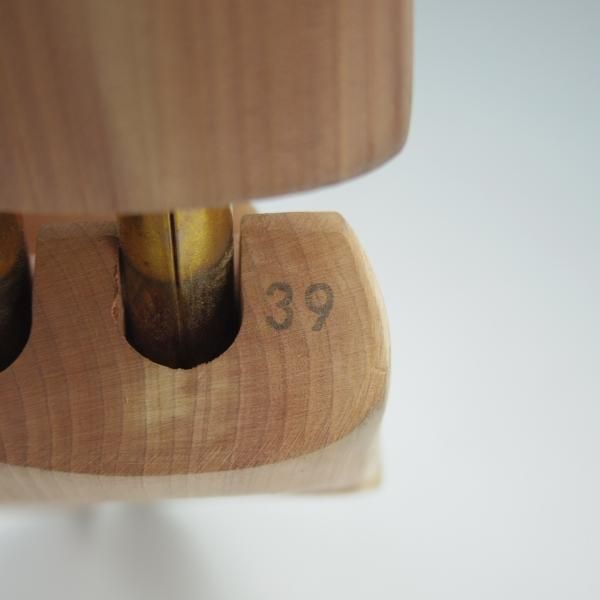 極上★スレイプニル/トラディショナル SIZE 39【定価￥6,600-★木製シューツリー/シダーウッド】シューキーパー/メンズ/Sleipnir★i402