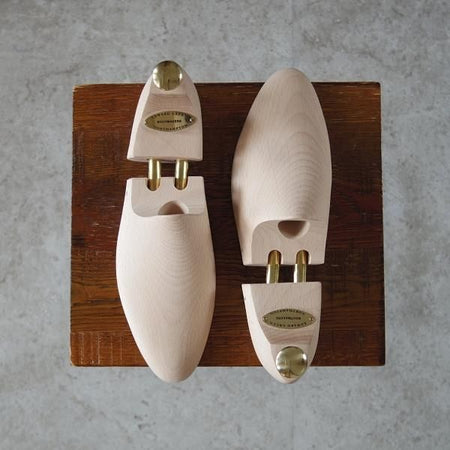 美品★エドワードグリーン UK6程度【定価￥20,900-★純正シューツリー】木製シューキーパー/メンズ/EDWARD GREEN★i478