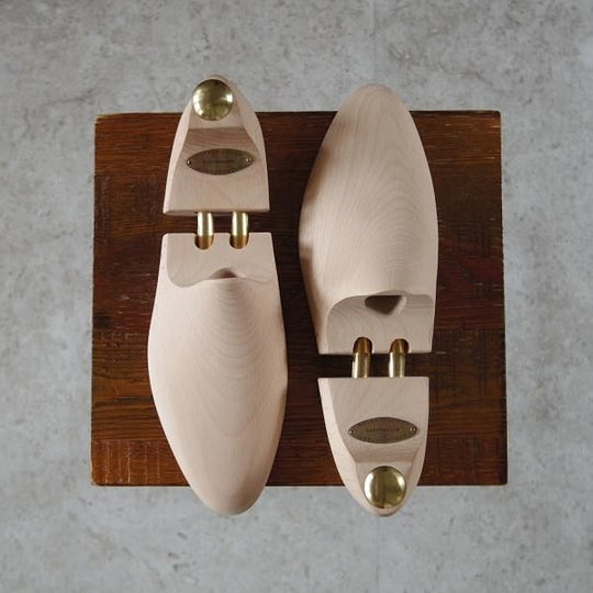 極上★エドワードグリーン UK7.5程度【定価￥20,900-★純正シューツリー】木製シューキーパー/メンズ/EDWARD GREEN★i505