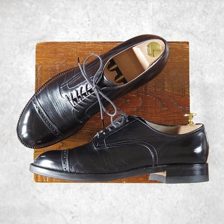 極美品★オールデン 7D【貴重★キッド(仔山羊革)/モディファイドラスト】55905/パンチドキャップトゥ/黒/メンズ/Alden★i571