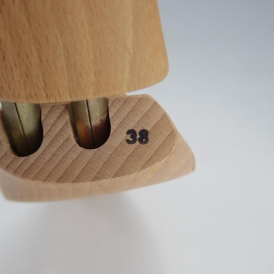 美品★(仏)ラ・コルドヌリ・アングレーズ SIZE 38【定価￥16,500-★木製シューツリー/EM500E】ブナ/LA CORDONNERIE ANGLAISE★i647