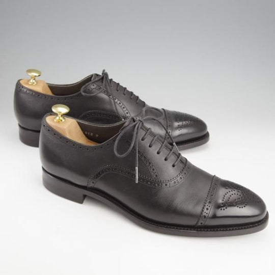 極美品★Perfetto/ペルフェット SIZE 9【グッドイヤーウェルテッド製法★セミブローグ/09912】カーフ/黒/メンズ★i793