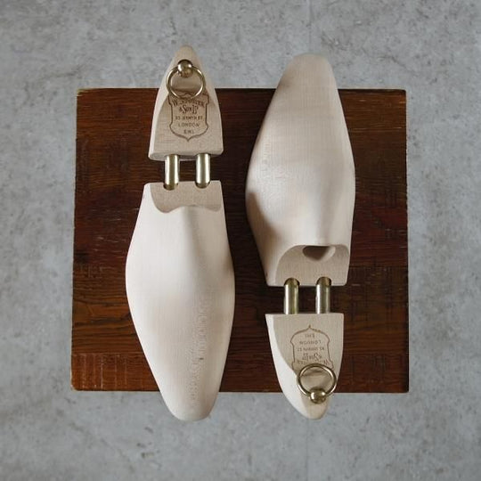 極上★(英)フォスター&サン SIZE 7【定価￥20,900-★純正シューツリー/66ラスト】木製シューキーパー/FOSTER&SON★i833