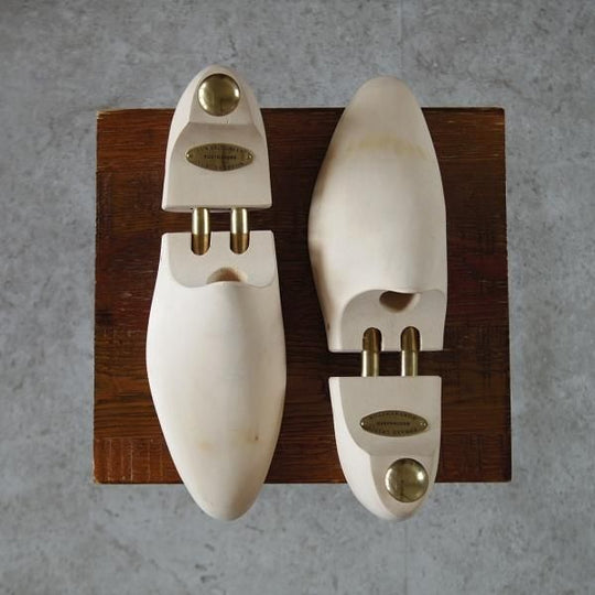 ★エドワードグリーン UK8【定価￥20,900-★純正シューツリー】木製シューキーパー/メンズ/EDWARD GREEN★i842