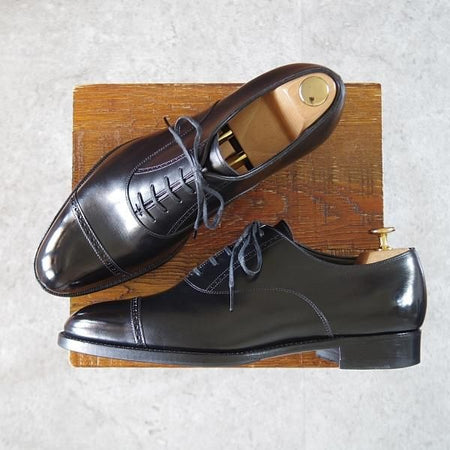 美品★三陽山長 SIZE 8【定価￥80,300-★弦六郎/R2010ラスト】パンチドキャップトゥ/カーフ/黒/メンズ/SanyoYamacho★i985