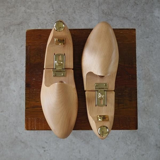 美品★(仏)ラ・コルドヌリ・アングレーズ SIZE 42【定価￥14,850-★ヒンジ式シューツリー/EM97】メンズ/LA CORDONNERIE ANGLAISE★j129