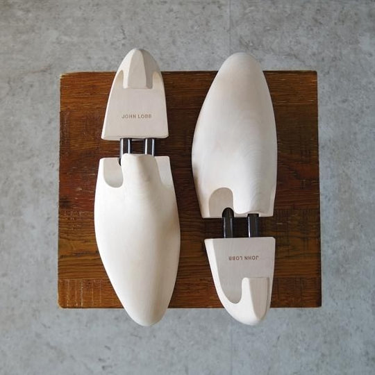 美品★ジョンロブ 6E【定価￥24,200-★純正シューツリー/STANDARD】木製シューキーパー/メンズ/JOHN LOBB★j402