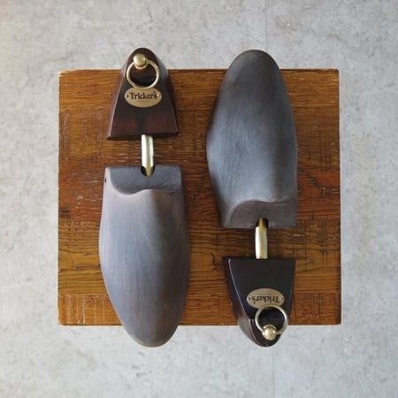 極上★トリッカーズ SIZE 6【定価￥18,700-★純正シューツリー】木製シューキーパー/メンズ/Tricker's★j756