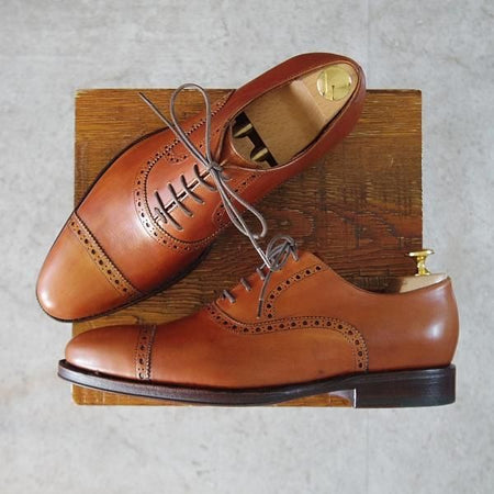 未使用★ジャランスリワヤ SIZE 7【定価￥37,400-★パンチドキャップトゥ/98409】カーフ/茶/メンズ/JALAN SRIWIJAWA★j907