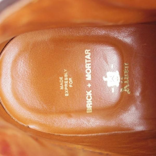 極美品★オールデン 8.5E【貴重★チャッカ丈のVチップ/コードバン/(米)Brick+Mortar別注】D9914C/バリーラスト/赤茶/ALDEN★k054