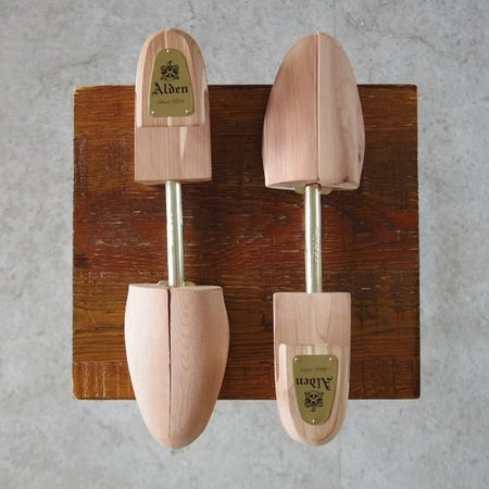 美品★オールデン Mサイズ【定価￥9,790-★(米)ロチェスター製/AL6011】純正シューツリー/メンズ/ROCHESTER/ALDEN★k083