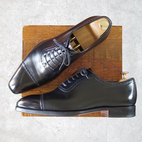 極上★(スペイン製)カルミナ SIZE 8.5【モデル定価￥91,300-★クォーターブローグ/80512】BUGERラスト/カーフ/黒/メンズ/CARMINA★k145