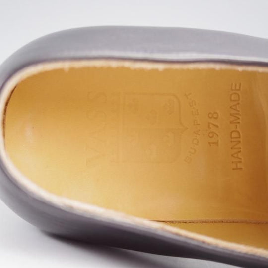 未使用★(東欧)VASS/ヴァーシュ SIZE 39.5【モデル定価￥143,000-★Alt English/ストレートチップ】Uラスト/カーフ/黒★k253