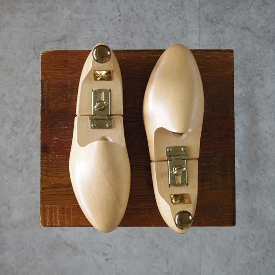 極上★(仏)ラ・コルドヌリ・アングレーズ SIZE 39【定価￥17,600-★EM97CAH/ヒンジ式シューツリー】LA CORDONNERIE ANGLAISE★k296