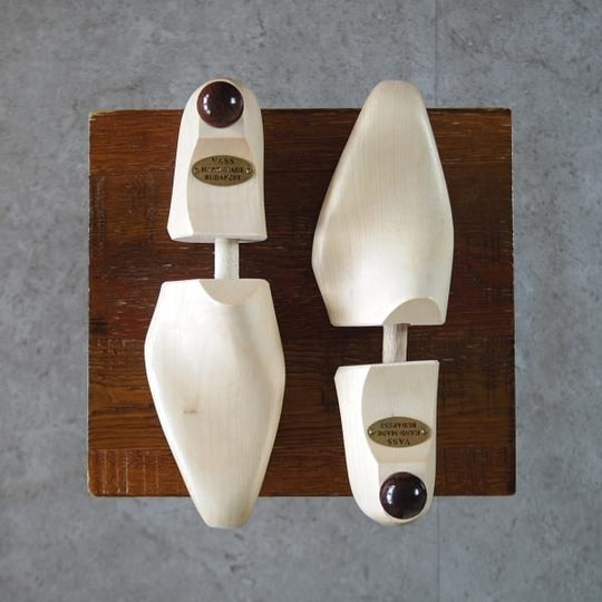 極上★(東欧)VASS/ヴァーシュ SIZE 39【貴重★純正シューツリー/Uラスト】ウゴリーニラスト/木製シューキーパー/メンズ★k298