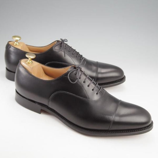 ほぼ未使用★チャーチ 90G/UK9【定価￥160,600-★ストレートチップ/DUBAI】136ラスト/カーフ/黒/メンズ/Church'★k317