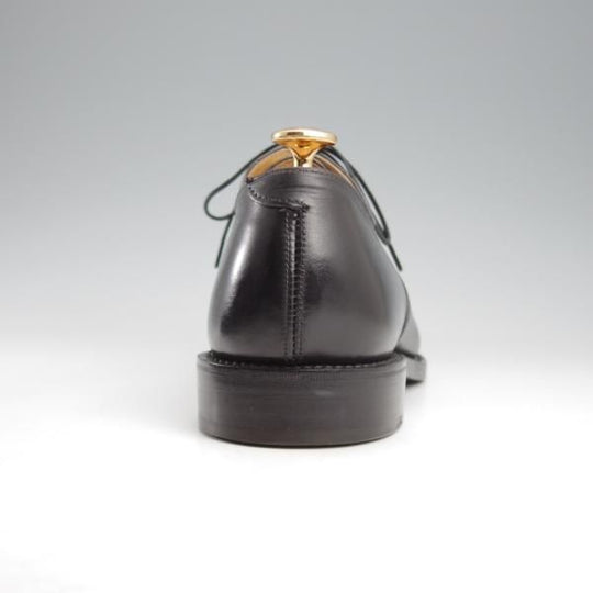未使用★トリッカーズ SIZE 8.5-4(UK8程度)【現行定価10万円以上★パンチドキャップトゥ/黒】カーフ/メンズ/Tricker's★k488