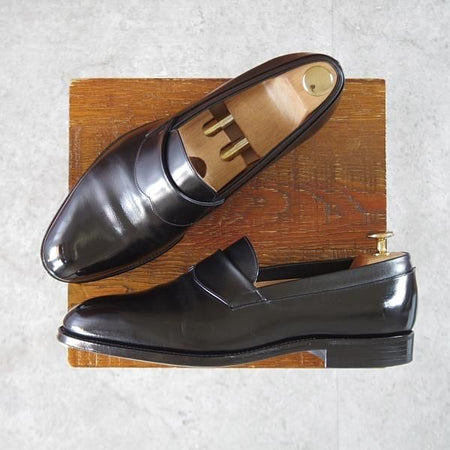 極美品★CALMANTHOLOGY/カルマンソロジー UK7.5【定価￥129,800-★オペラローファー/(仏)デュプイ社のサドルカーフ】A4958/黒★k551