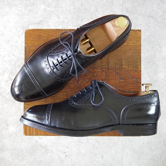 美品★オールデン 9EE【現行定価13万円程度★セミブローグ/909/ハンプトンラスト】カーフ/黒/メンズ/ALDEN★k723