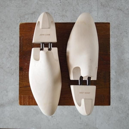 極上★ジョンロブ 9E【定価￥26,400-★純正シューツリー/STANDARD】木製シューキーパー/メンズ/JOHN LOBB★k819
