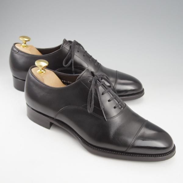 【極美品】三陽山長　弦六郎R2010 8E(26cm)ブラック　シューツリー付 弦六郎/GENROKURO】パンチドキャップトゥ(シューズ)｜三陽山長