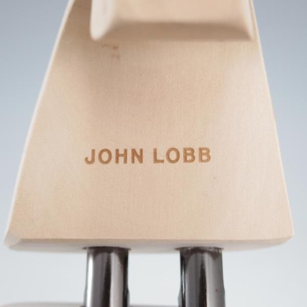 極美品★ジョンロブ 8E【定価￥24,200-★純正シューツリー/STANDARD】木製シューキーパー/メンズ/JOHN LOBB★l132