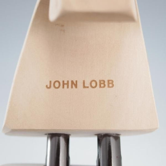 極美品★ジョンロブ 8E【定価￥24,200-★純正シューツリー/STANDARD】木製シューキーパー/メンズ/JOHN LOBB★l132