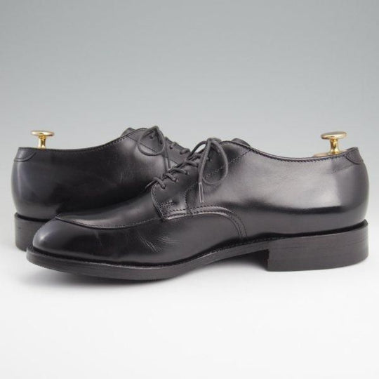 美品★オールデン 8D【定価￥130,900-★モディファイドラスト/Vチップ】54411/カーフ/黒/メンズ/ALDEN★l408