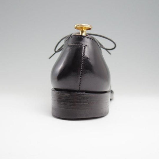 美品★オールデン 8D【定価￥130,900-★モディファイドラスト/Vチップ】54411/カーフ/黒/メンズ/ALDEN★l408