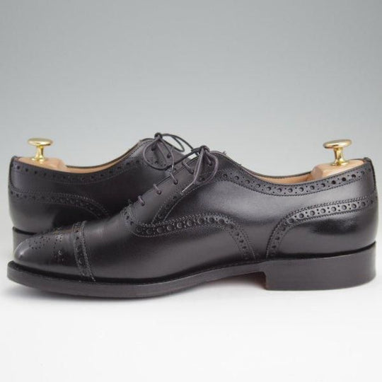 美品★チャーチ 70G/UK7【定価￥176,000-★ディプロマット/DIPLOMAT】173ラスト/セミブローグ/カーフ/黒/メンズ/Church's★l592